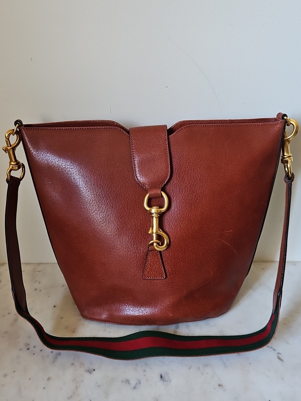 Gucci Brown Leather Shoulder Bag with Green & Red Web Stripe - Picture 2 of 14